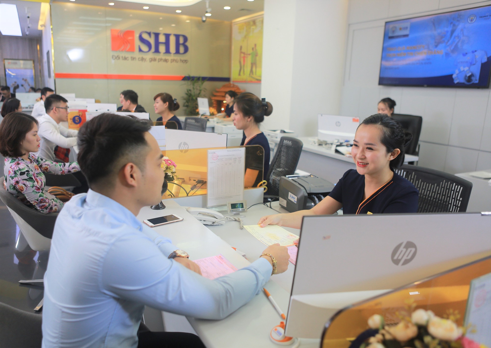 SHB ưu đãi phí chuyển tiền quốc tế dành cho doanh nghiệp - Ảnh 3.