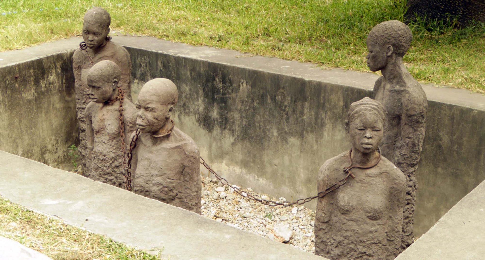 Khám phá địa danh từng là khu chợ buôn bán nô lệ của Thị Trấn Đá (Tanzania) - Ảnh 3.