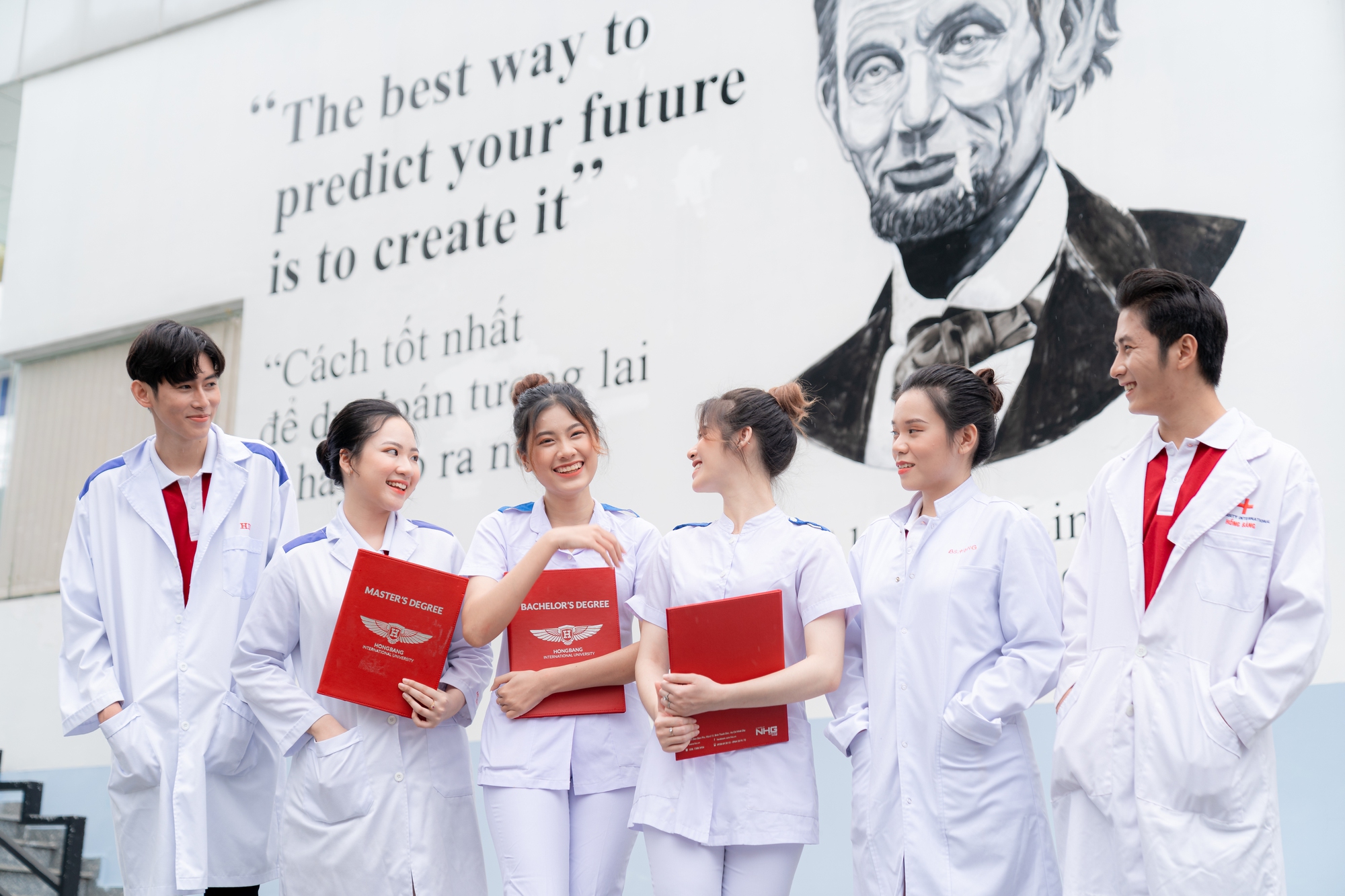 Trường đại học quốc tế đầu tiên đào tạo Bác sĩ y học cổ truyền - Ảnh 3.