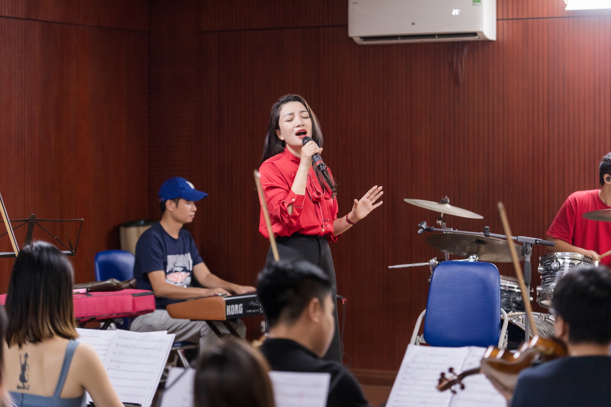 Phạm Thu Hà: “Âm nhạc đã chữa lành nhiều tổn thương trong tôi” - Ảnh 6.