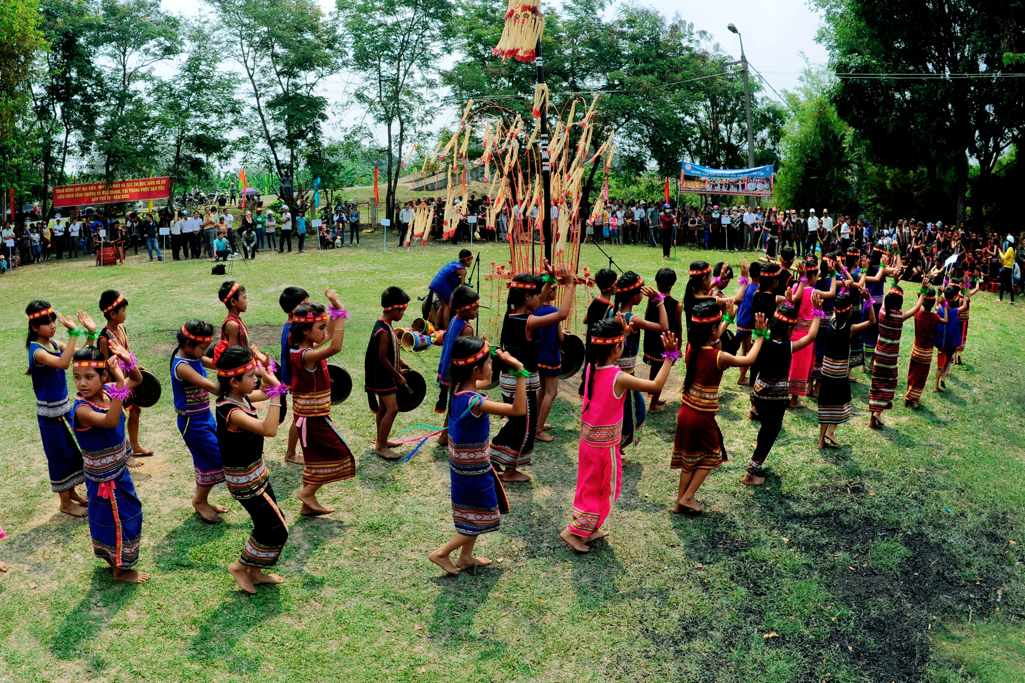 Festival Văn hóa Cồng chiêng Tây Nguyên sẽ phục dựng các lễ hội truyền thống của dân tộc địa phương - Ảnh 1.