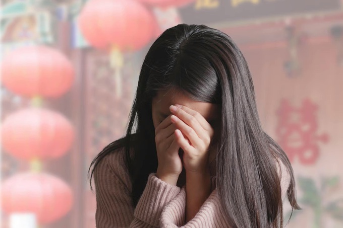 Trung Quốc bắt ông bố gả con gái thiểu năng 3 lần để lừa tiền sính lễ - Ảnh 1.