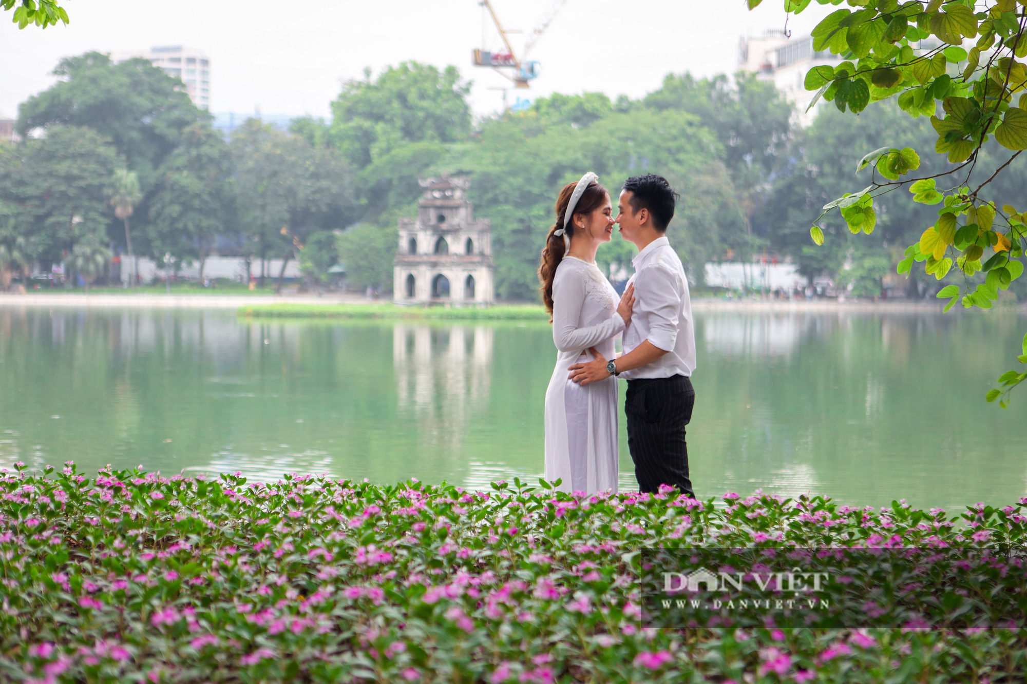 Những người lưu giữ văn hoá, nếp sống đặc biệt Hà Nội: Phát huy &quot;chất&quot; văn minh, thanh lịch, hội nhập phát triển (bài cuối) - Ảnh 1.