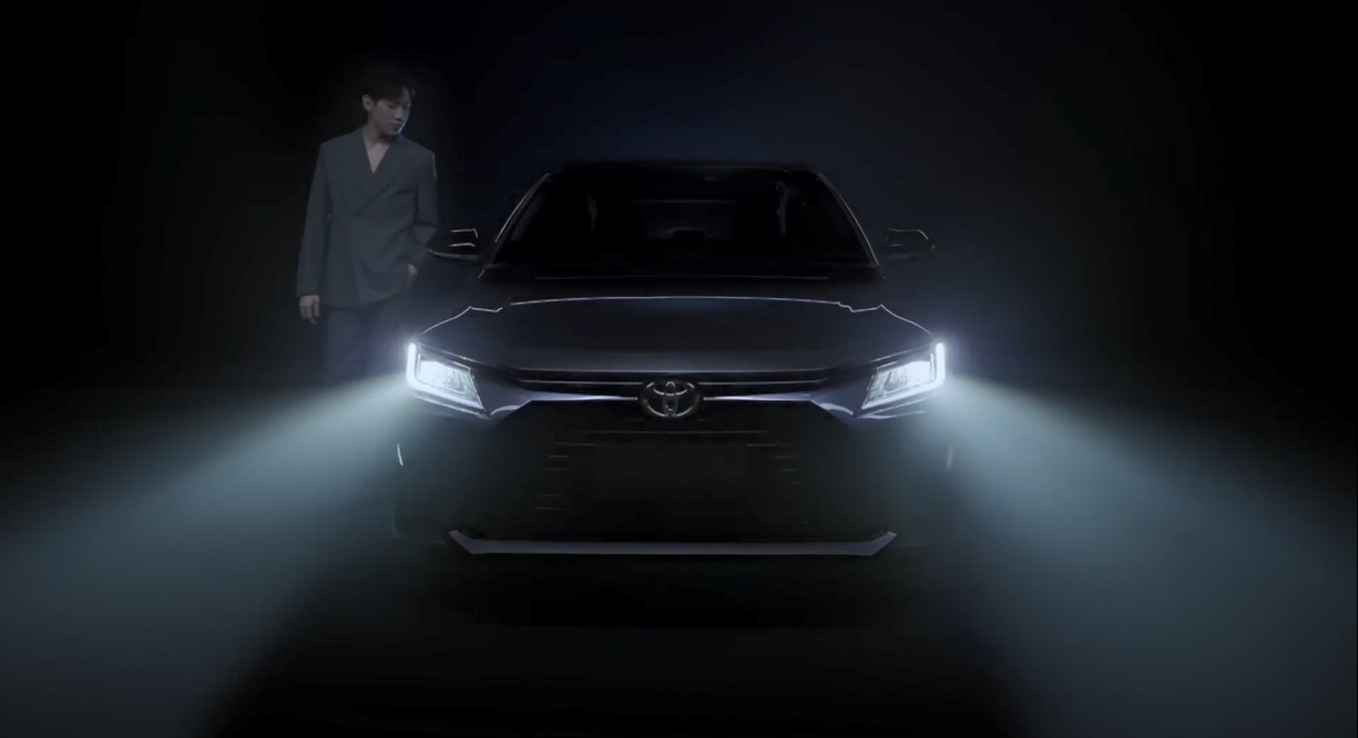 Lộ video và ảnh &quot;nóng&quot; Toyota Vios 2023, khi xe dịch vụ &quot;thoát xác&quot; - Ảnh 1.