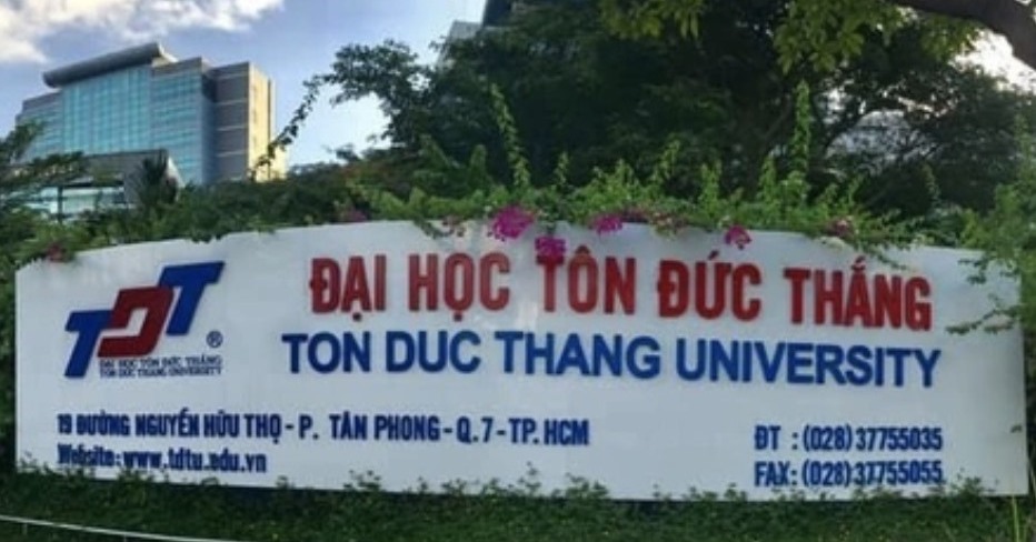 ĐH Tôn Đức Thắng nói gì về thông tin liên tục xuống dốc, hơn 200 tiến sĩ nghỉ việc?