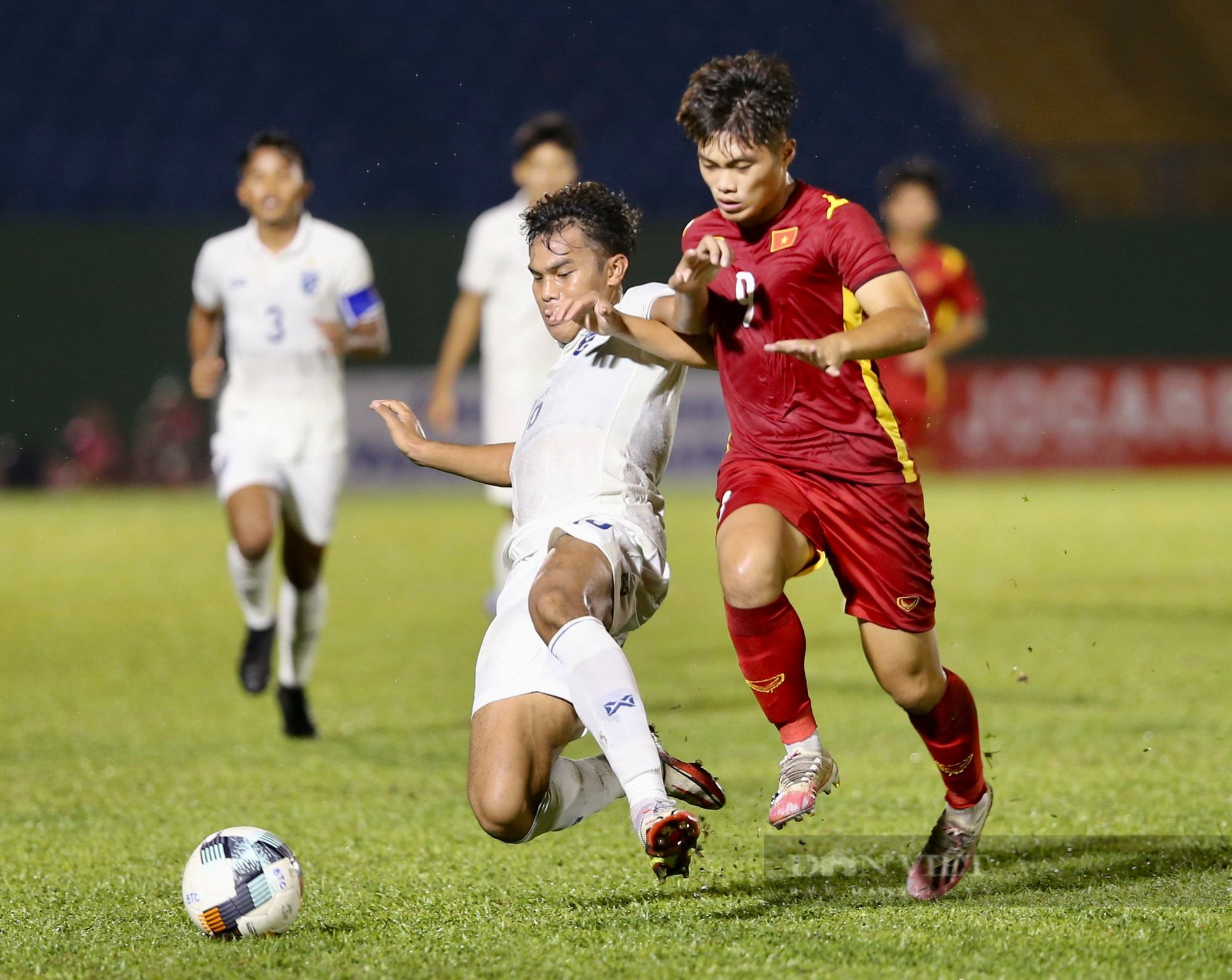 U19 Việt Nam trả giá đắt cho chiến thắng trước U19 Thái Lan - Ảnh 8.