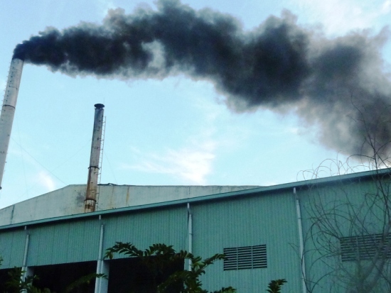 TT-Huế: Hàng chục tỷ đồng hỗ trợ di dời các cơ sở công nghiệp, tiểu thủ công nghiệp gây ô nhiễm - Ảnh 1.