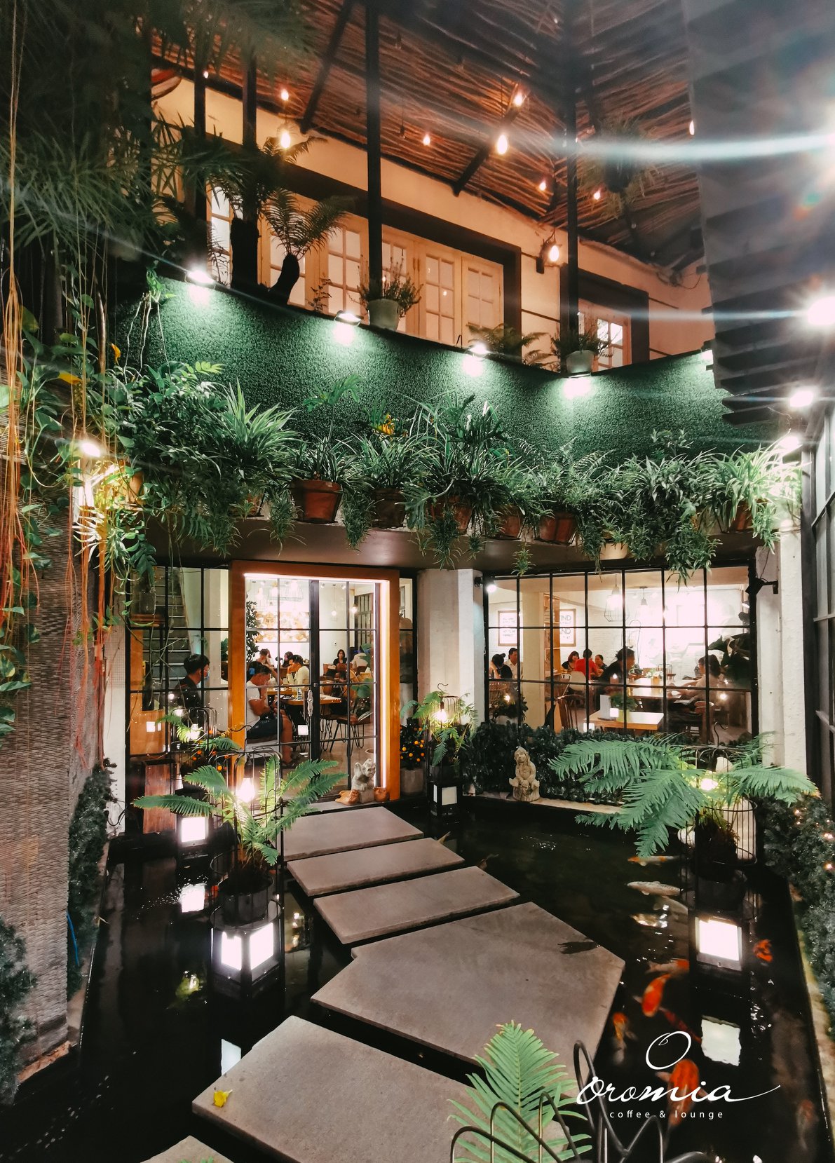 Top 7 quán cafe có view siêu hot dành cho du khách trong dịp nghỉ lễ 2-9 ở Sài Gòn   - Ảnh 1.
