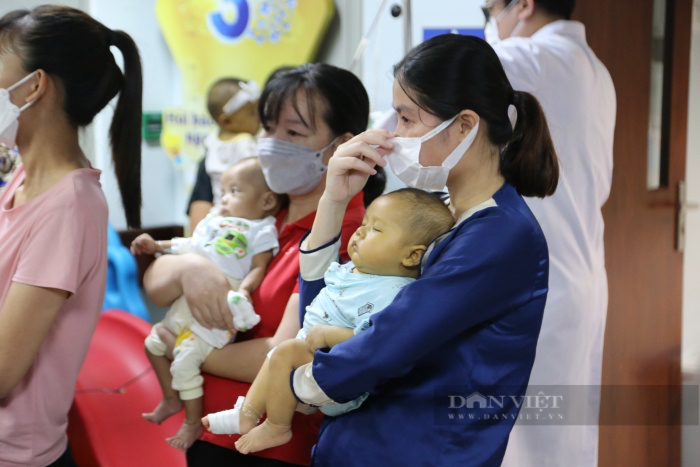 Xúc động Tết Trung thu đặc biệt của những &quot;chiến binh nhí&quot; mang &quot;màu da đôi mắt vàng&quot;  - Ảnh 3.