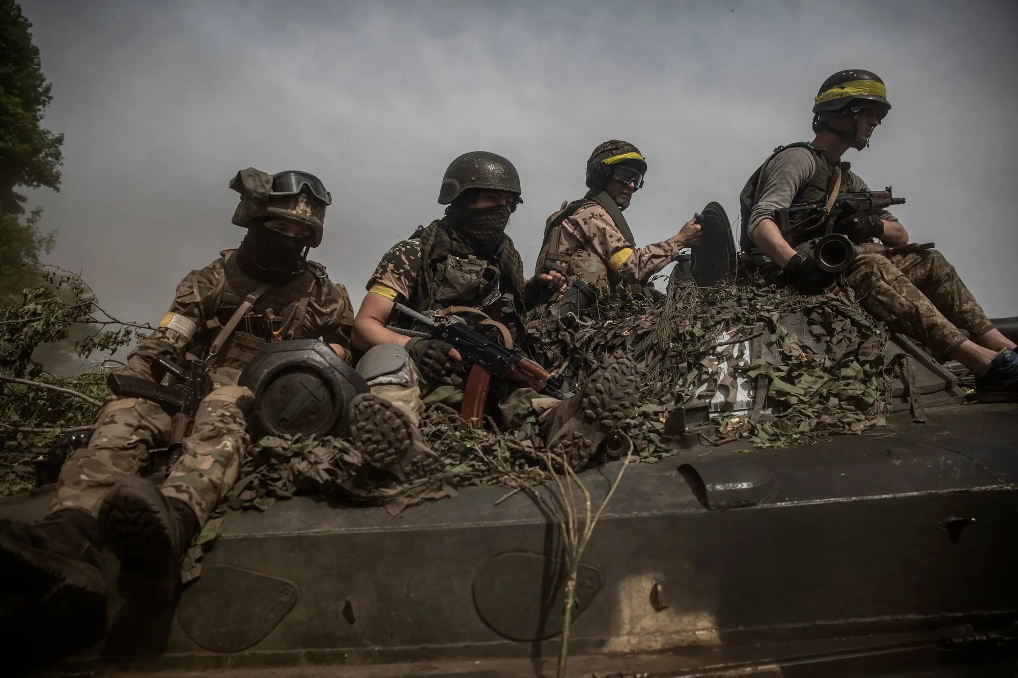 Thất thủ, lính Nga chạy bộ 270km từ Kharkov đến Lugansk lẩn trốn quân đội Ukraine  - Ảnh 1.
