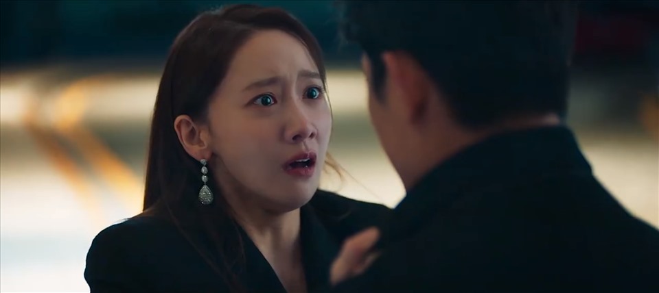 Phim Big Mouth tập 14: Yoona phẫn nộ, &quot;Big Mouse&quot; mới Lee Jong Suk có dễ dàng bị hạ gục? - Ảnh 4.