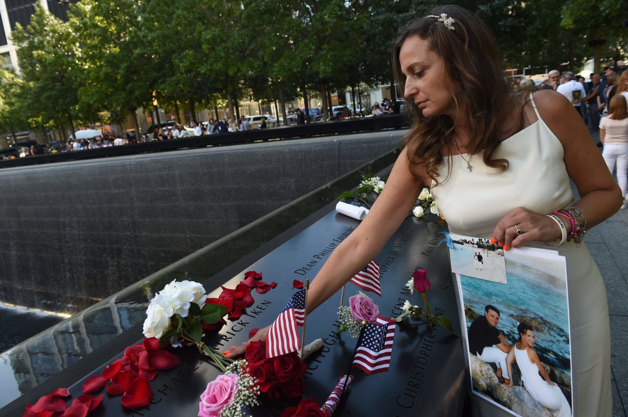 Nước Mỹ tưởng niệm các nạn nhân vụ khủng bố 11/9 - Ảnh 1.