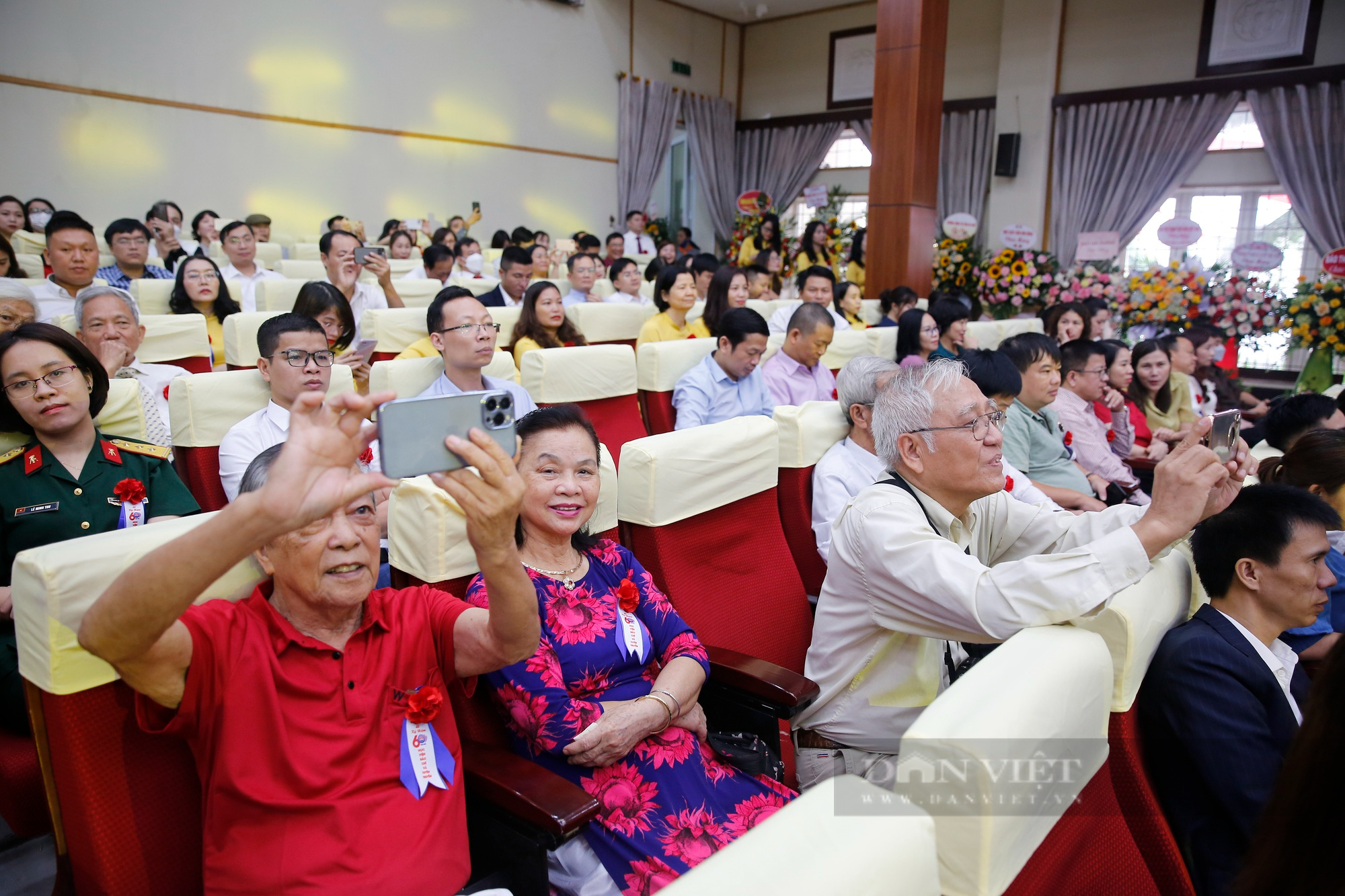 Lãnh đạo Đảng, Nhà nước tới dự Lễ kỷ niệm 60 năm thành lập Học viện Báo chí và Tuyên truyền - Ảnh 7.