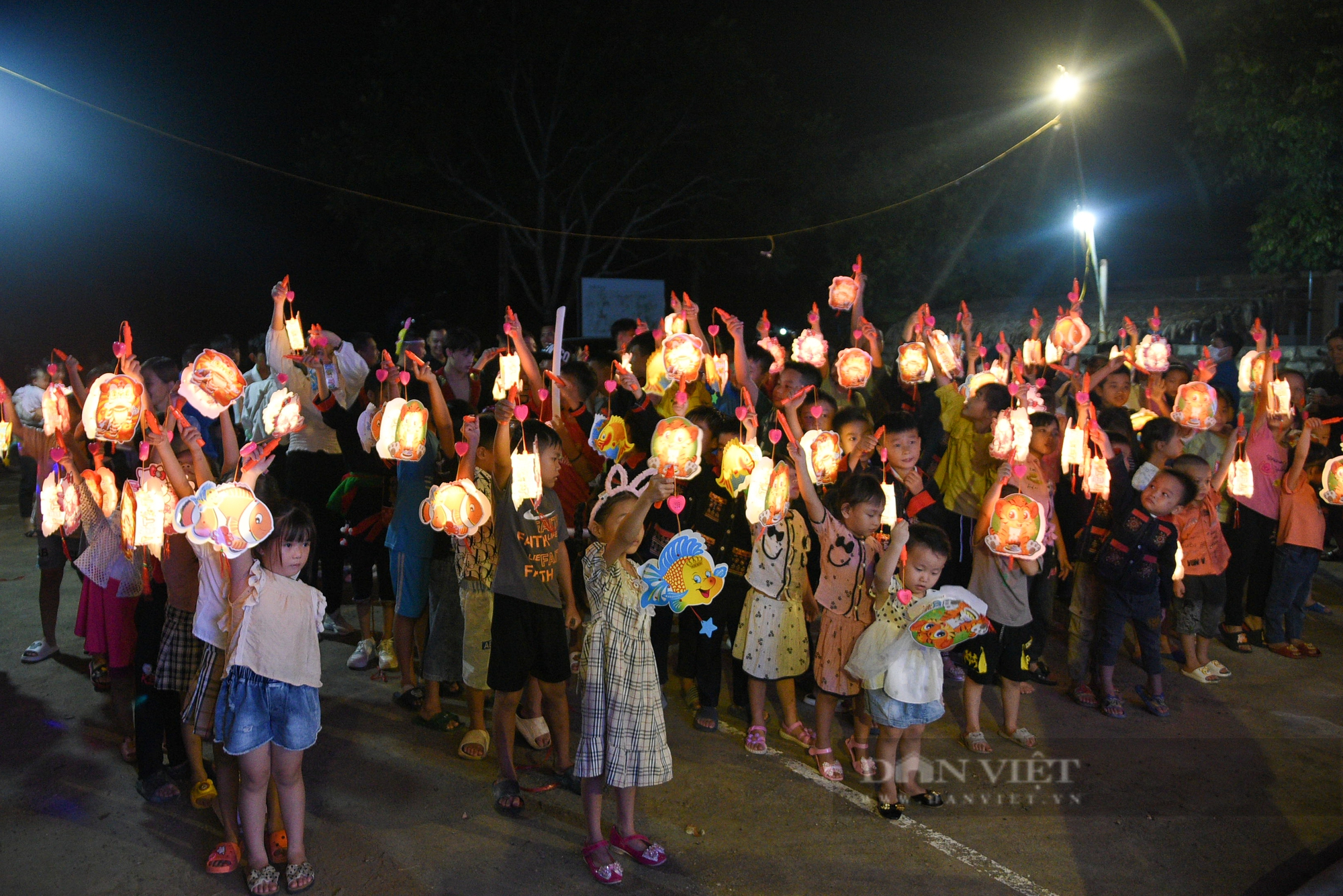 Mang Tết Trung thu về với bản Dao  - Ảnh 7.