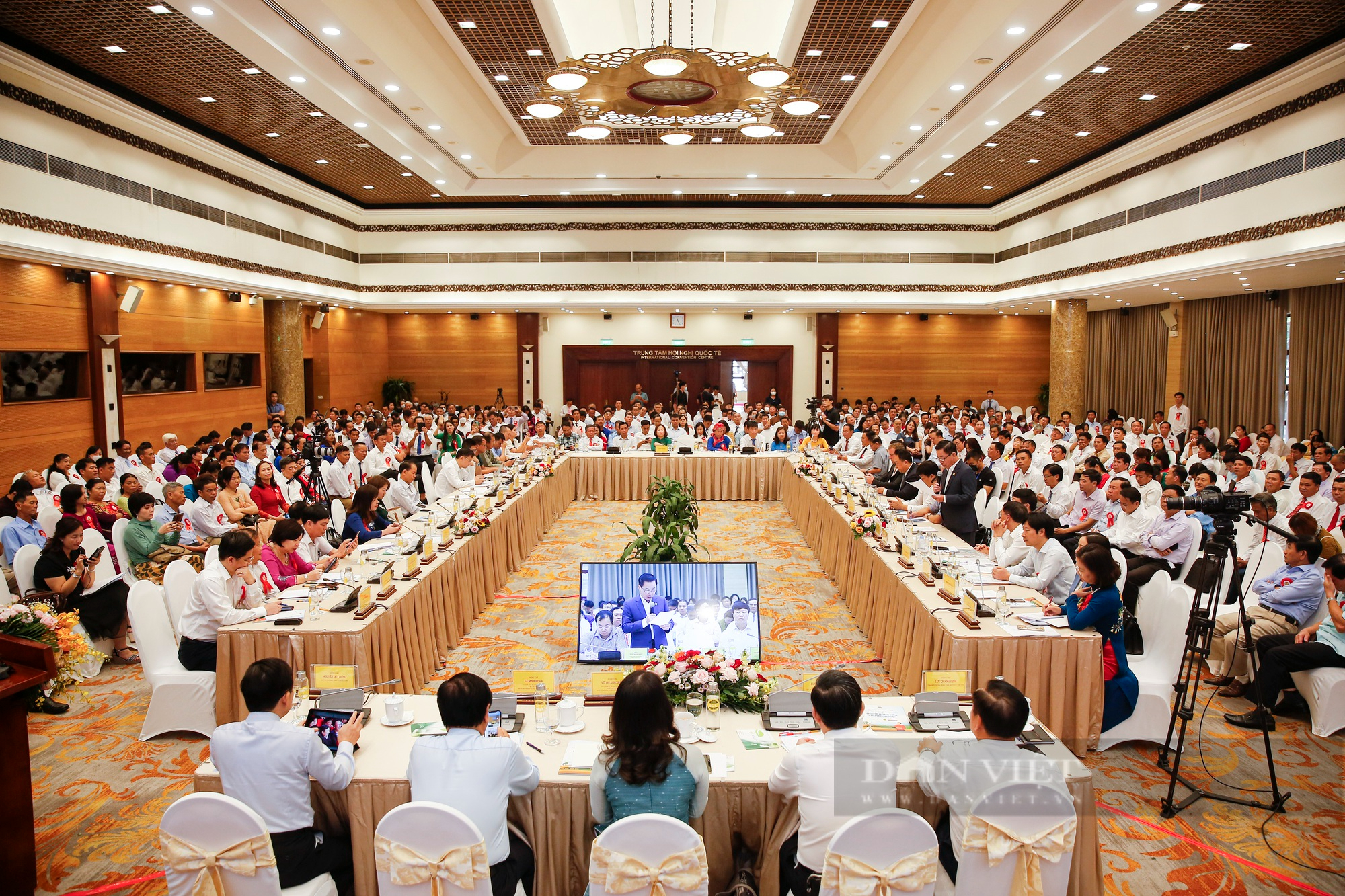 Phó Chủ tịch nước Võ Thị Ánh Xuân tham dự Diễn đàn Nông dân quốc gia lần thứ VII  - Ảnh 1.