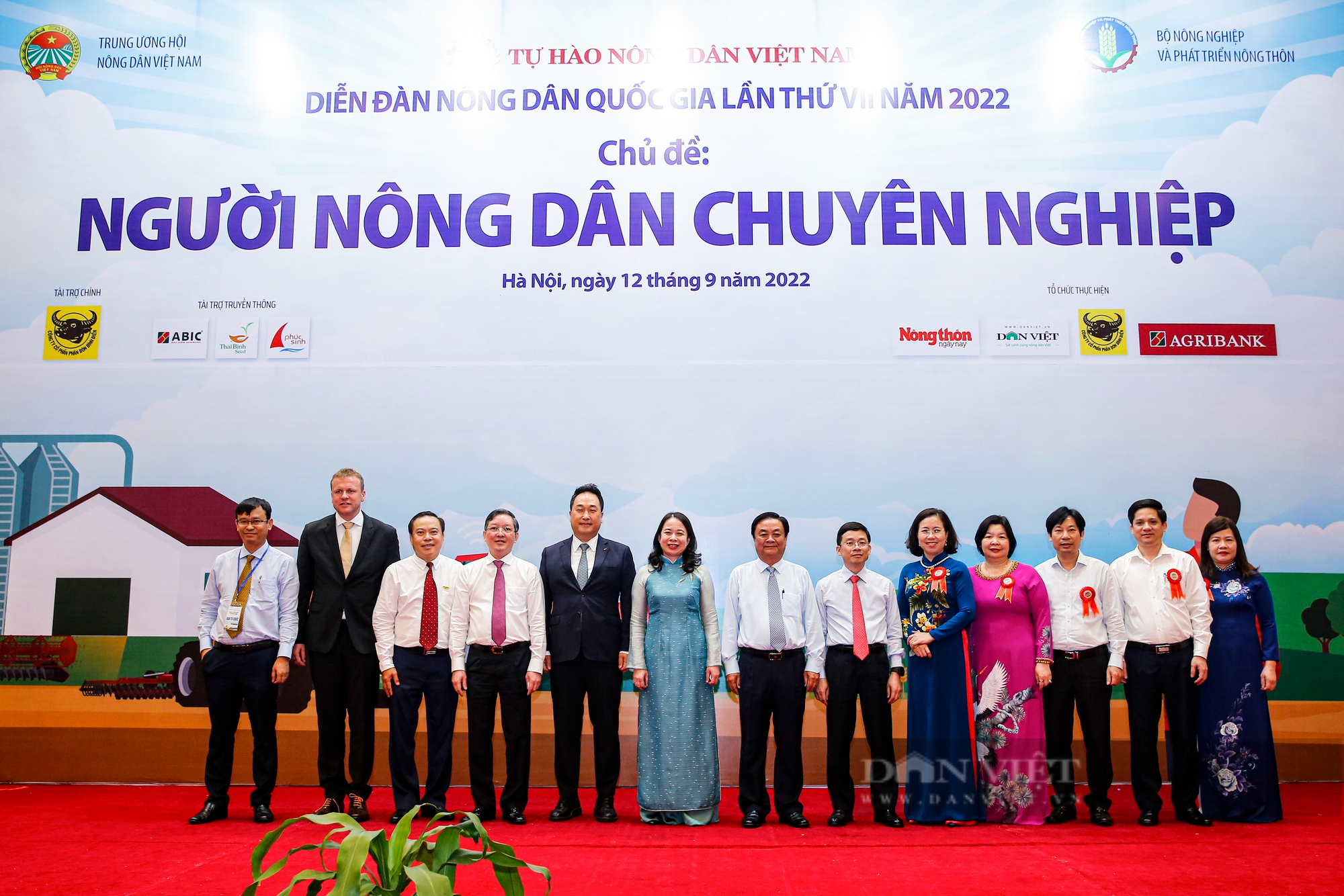 Phó Chủ tịch nước Võ Thị Ánh Xuân tham dự Diễn đàn Nông dân quốc gia lần thứ VII  - Ảnh 16.
