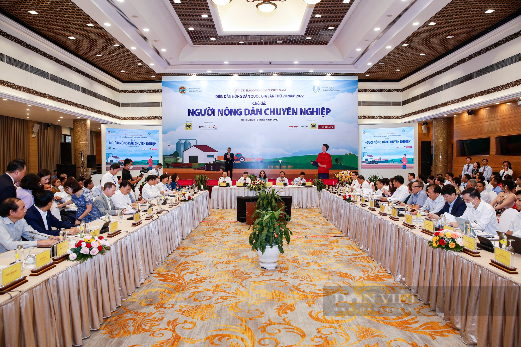 Phó Chủ tịch nước Võ Thị Ánh Xuân tham dự Diễn đàn Nông dân quốc gia lần thứ VII  - Ảnh 3.