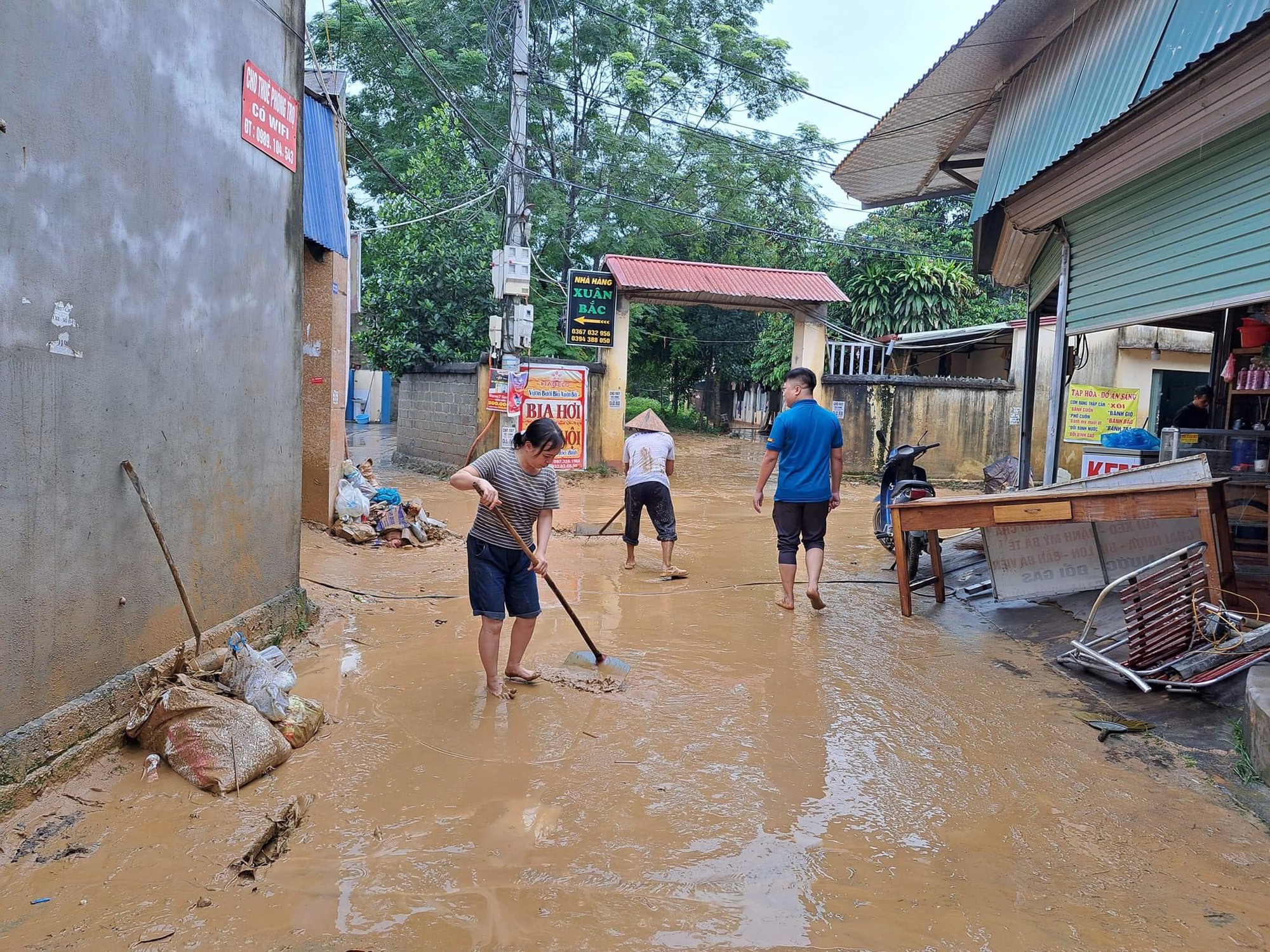 Lương Sơn (Hòa Bình) ổn định đời sống người dân sau mưa lũ - Ảnh 3.