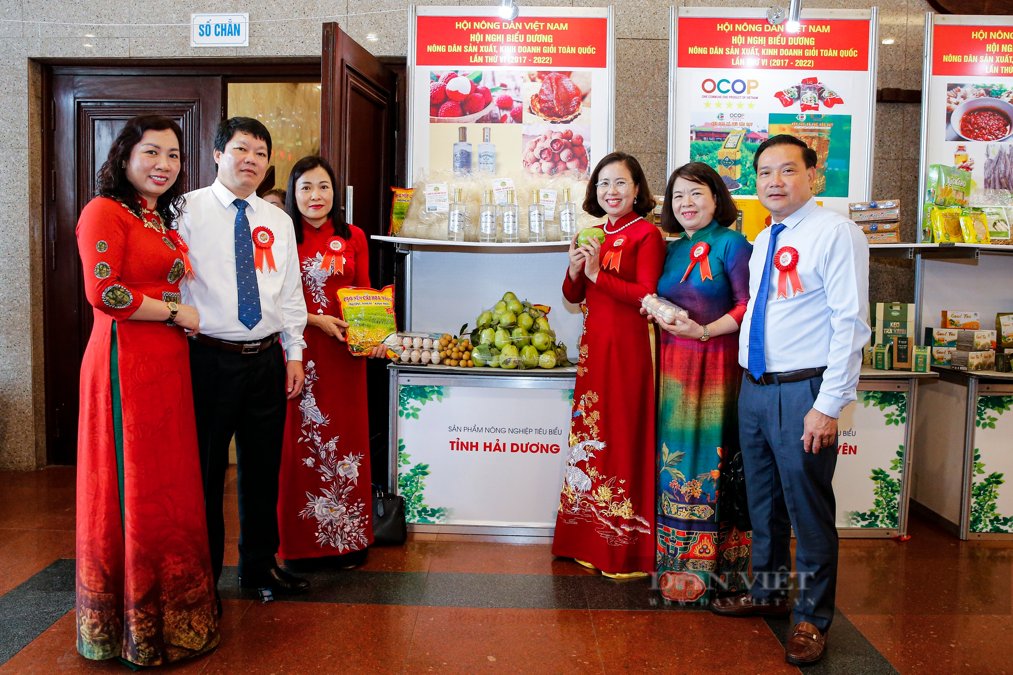 Hàng loạt sản phẩm OCOP, trái cây, nông sản đặc biệt xuất hiện tại Hà Nội - Ảnh 10.