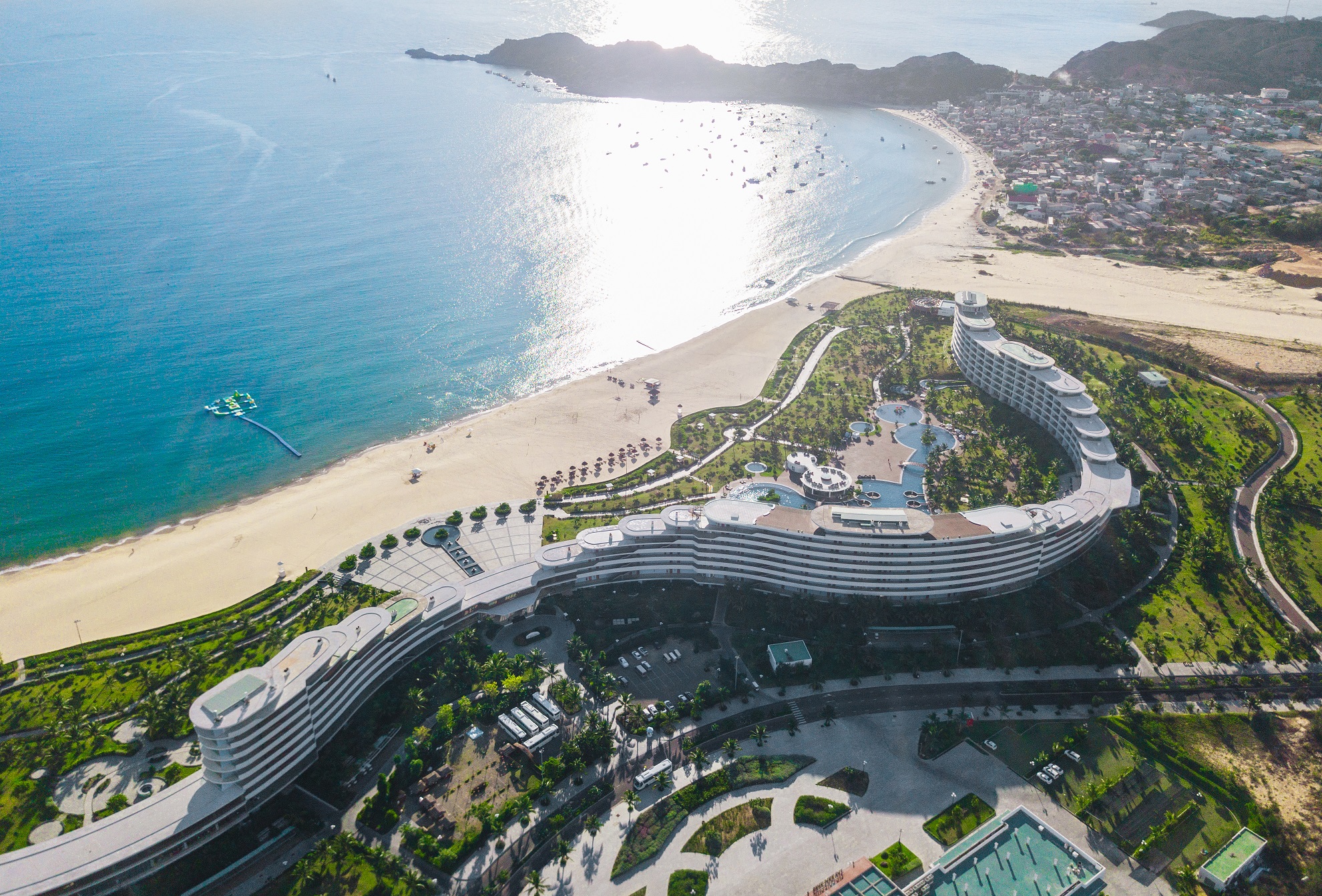 FLC Hotels & Resorts tiếp tục giành ‘cú đúp’ tại giải thưởng danh giá World Travel Awards 2022 - Ảnh 4.