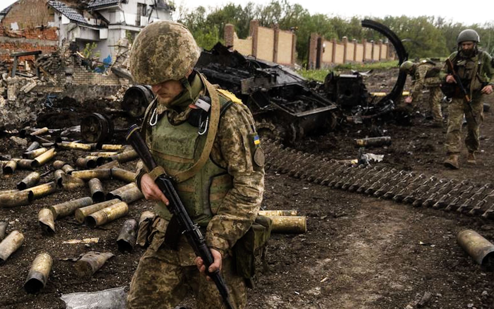 Quân đội Ukraine 'đông hơn Nga 8 lần' trong cuộc phản công ở Kharkov