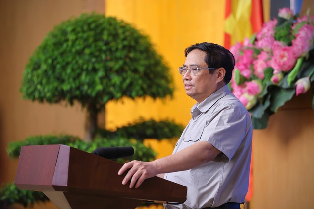 Thủ tướng Phạm Minh Chính: Ai không làm thì đứng sang một bên để người khác làm - Ảnh 1.