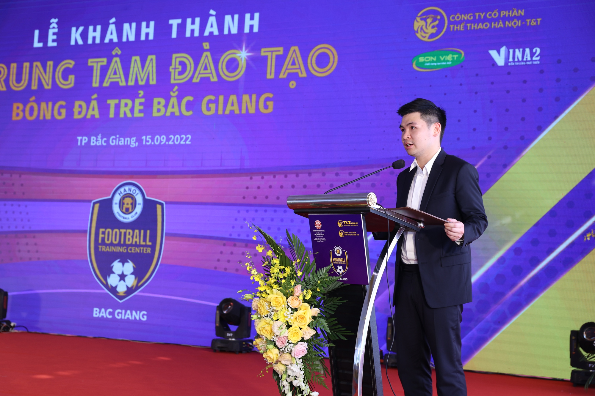 CLB Hà Nội khánh thành Trung tâm đào tạo bóng đá trẻ Bắc Giang: Đi tìm Quang Hải, Văn Hậu 2.0 - Ảnh 4.