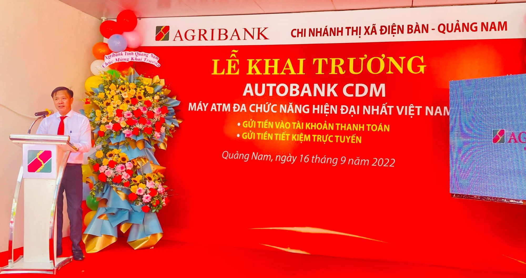 Agribank Quảng Nam tiếp tục khai trương Ngân hàng tự động AutoBank CDM tại thị xã Điện Bàn - Ảnh 2.