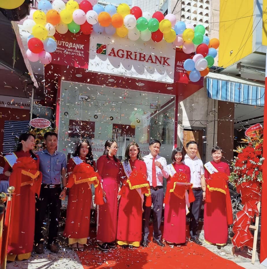 Agribank Quảng Nam tiếp tục khai trương Ngân hàng tự động AutoBank CDM tại thị xã Điện Bàn - Ảnh 4.
