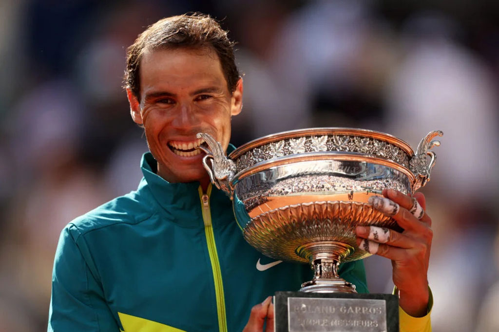 Federer đứng đầu danh sách 10 tay vợt vĩ đại nhất trong lịch sử - Ảnh 4.