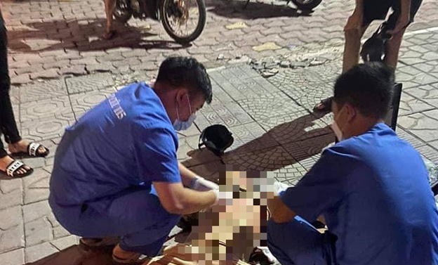 Nghi phạm đâm gục nam thanh niên trên vỉa hè ở Hà Nội đối diện mức phạt nặng - Ảnh 1.