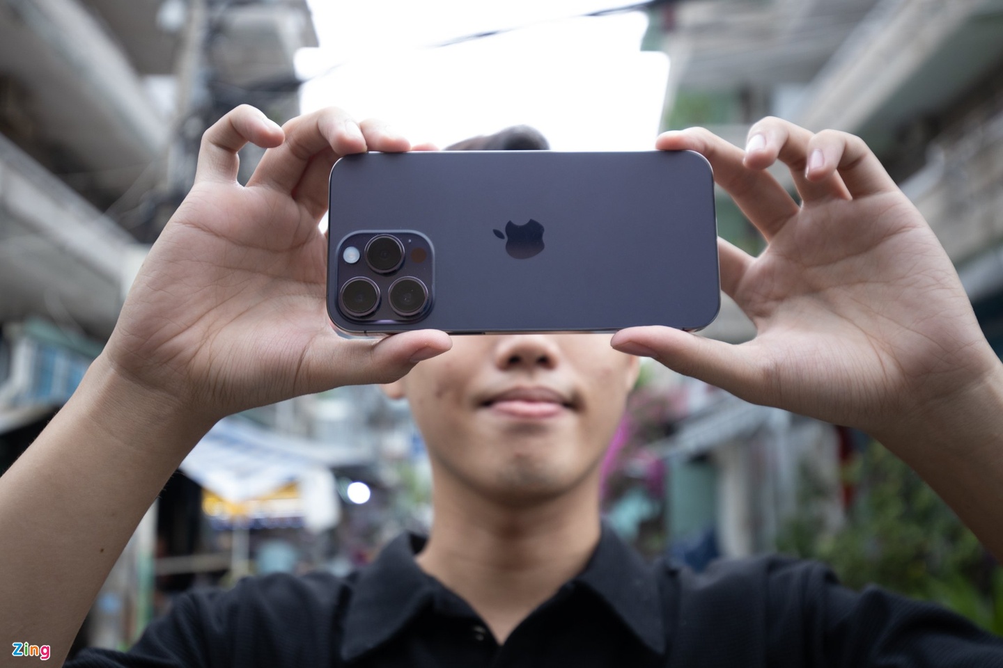 iPhone 14 Pro Max về Việt Nam, giá hơn 50 triệu đồng - Ảnh 1.