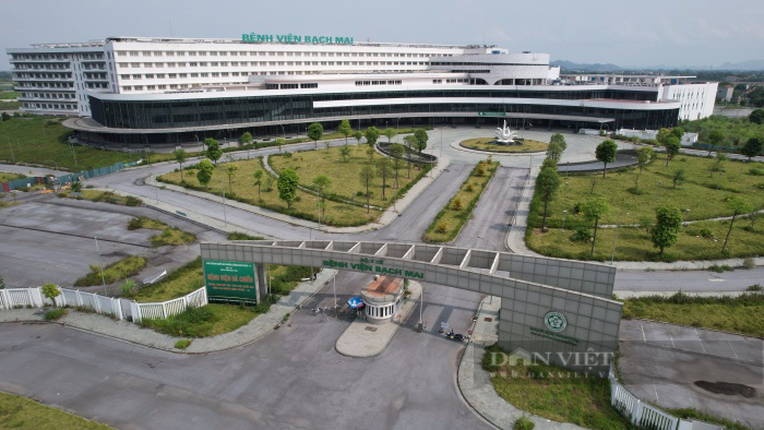 Vì sao hai Bệnh viện Bạch Mai và Việt Đức nghìn tỷ xây xong lại bỏ hoang? - Ảnh 1.