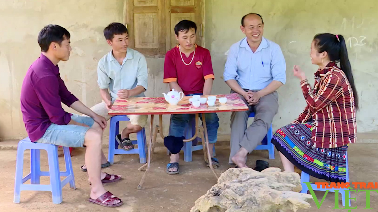 Tương lai sáng trên vùng đất nghèo từ những &quot;hạt giống đỏ&quot; - Ảnh 4.