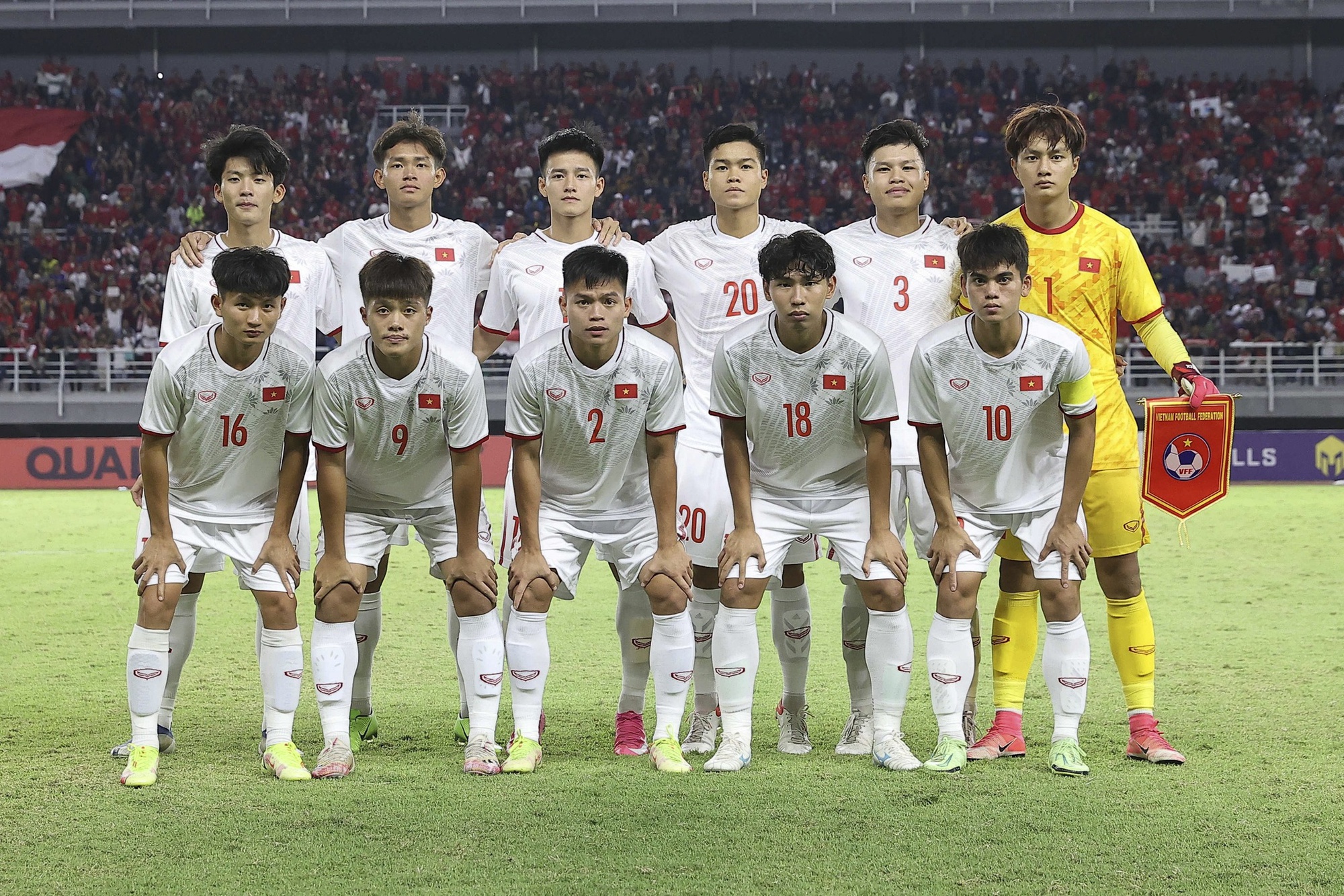 HLV Đinh Thế Nam chia sẻ tiếc nuối nhưng tự hào về U20 Việt Nam - Ảnh 1.