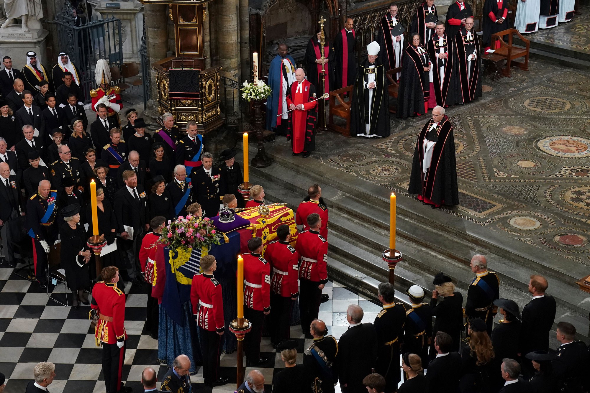 Nước Anh cử hành lễ tang Nữ hoàng Elizabeth II - Ảnh 1.