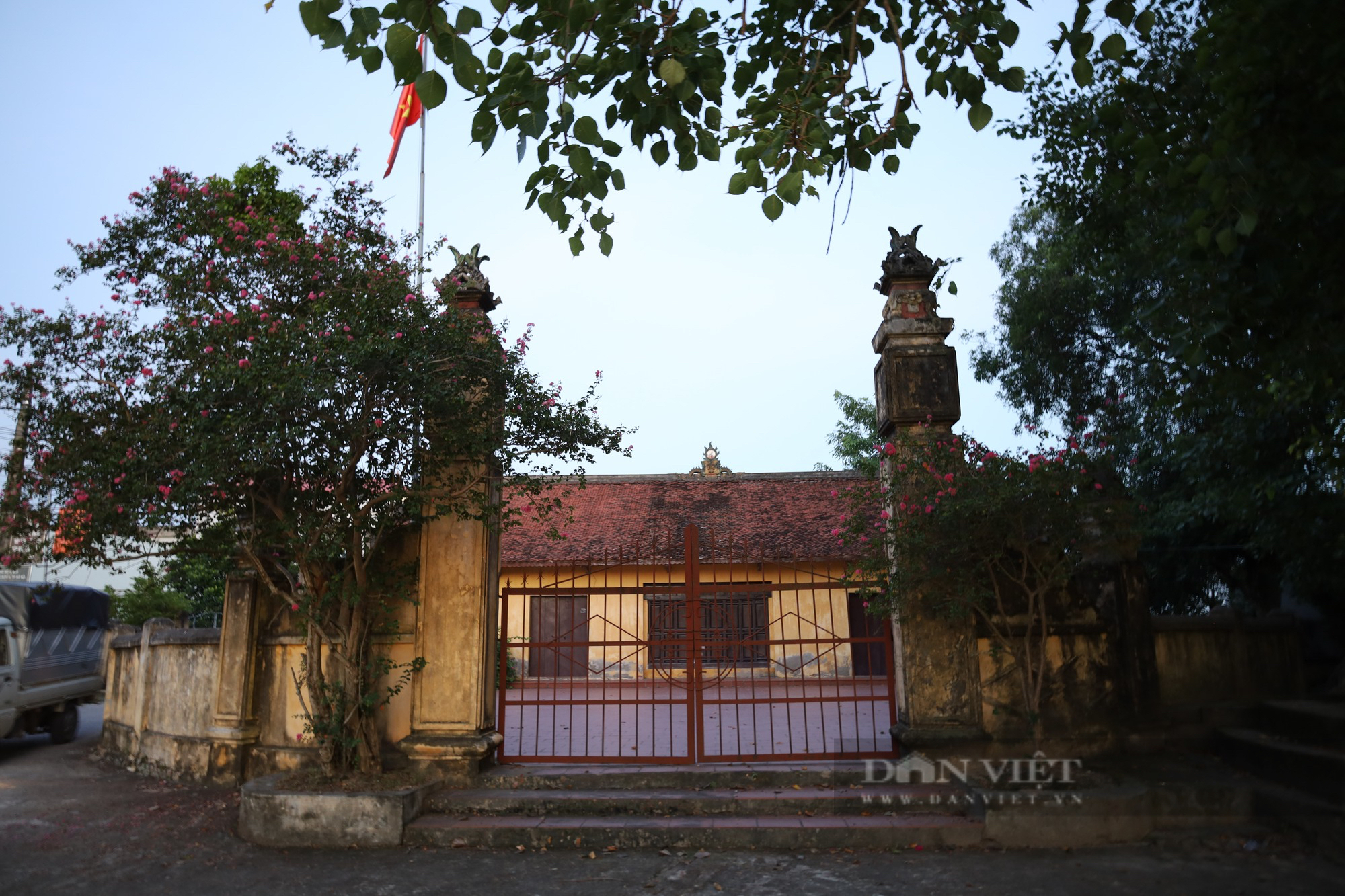 Độc đáo kiến trúc pháp cổ ở ngôi làng Cựu 500 năm tuổi ngoại thành Hà Nội - Ảnh 2.