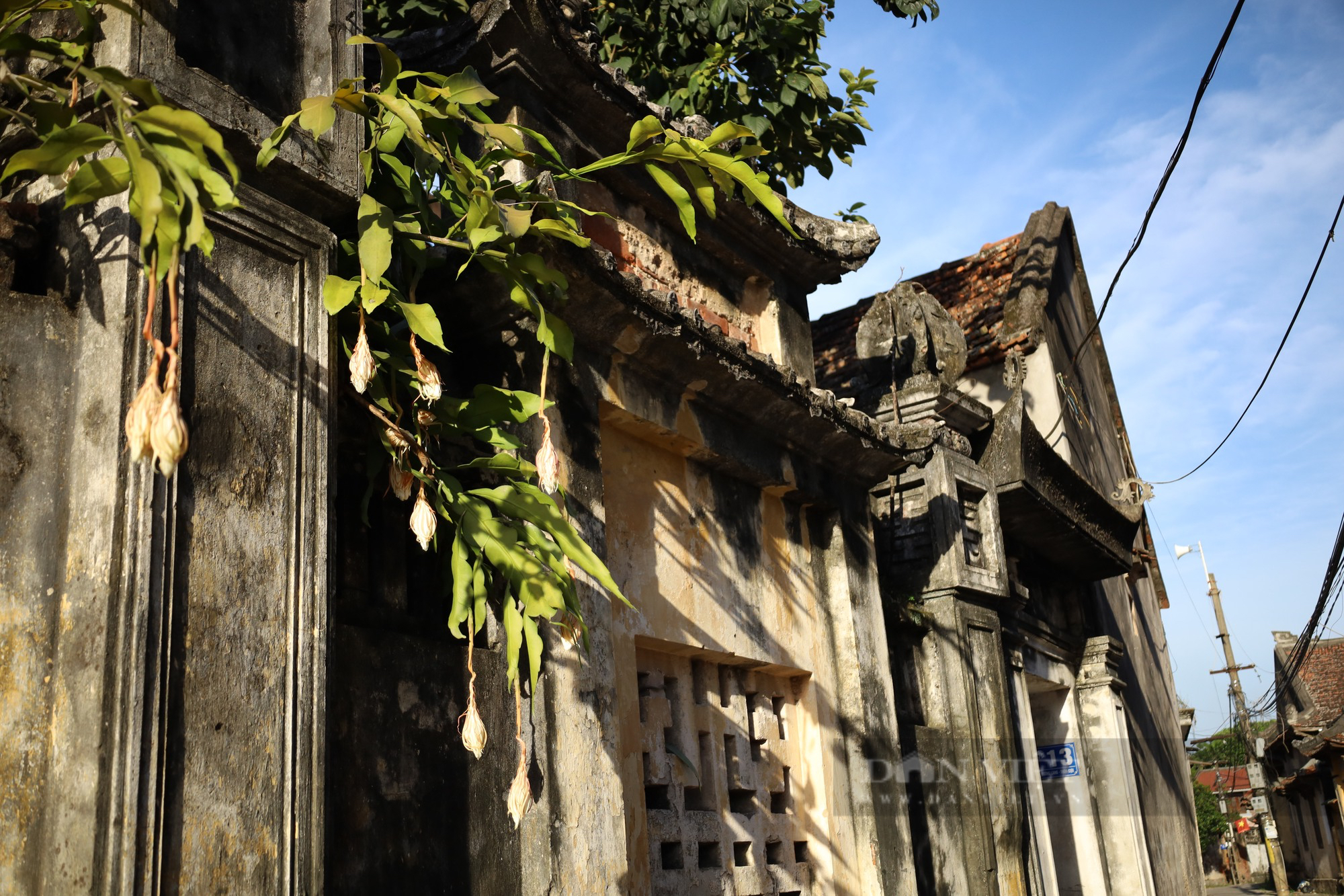 Độc đáo kiến trúc pháp cổ ở ngôi làng Cựu 500 năm tuổi ngoại thành Hà Nội - Ảnh 7.