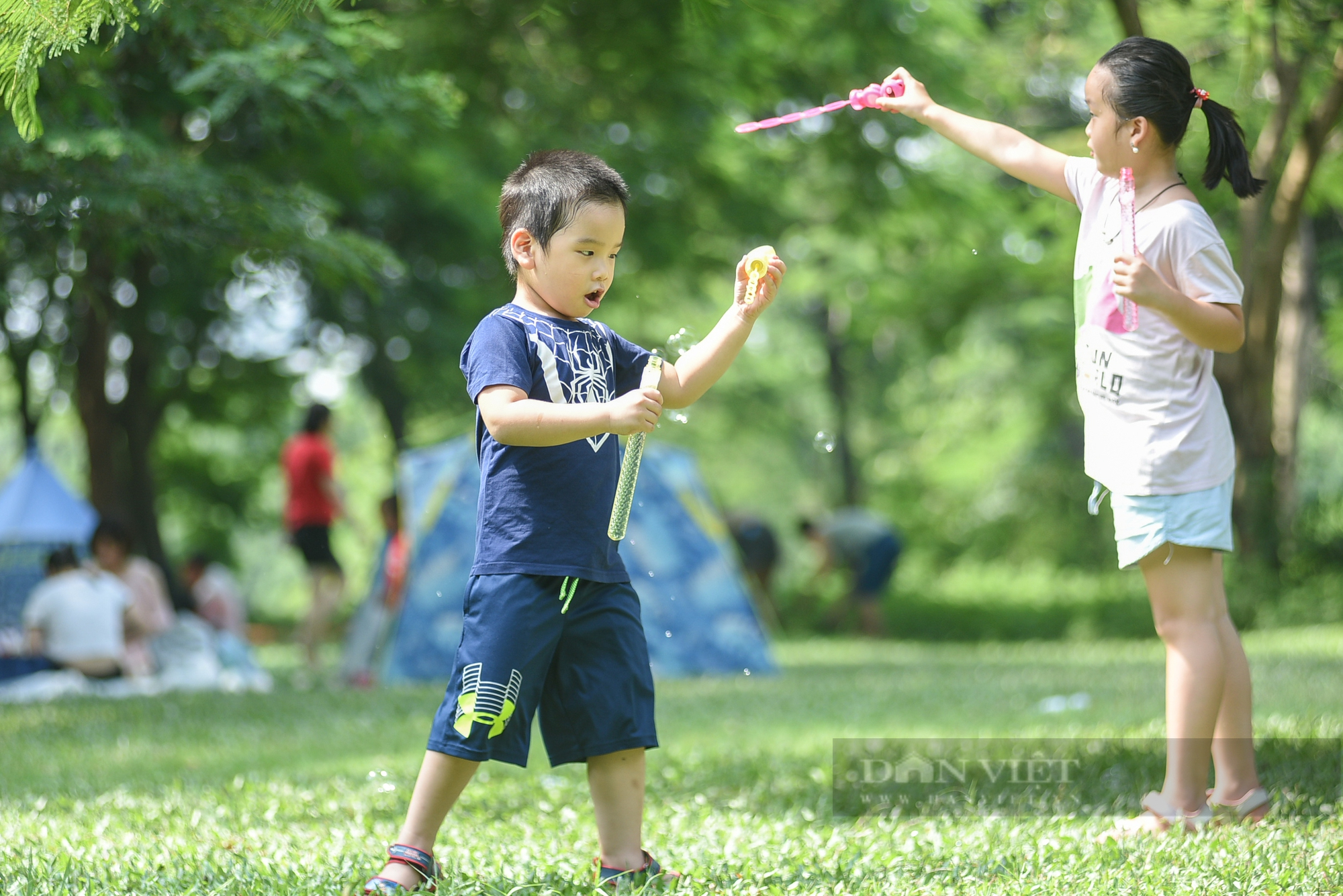 Hàng nghìn người tới công viên Thủ Lệ vui chơi trong ngày nghỉ lễ 2/9 - Ảnh 15.