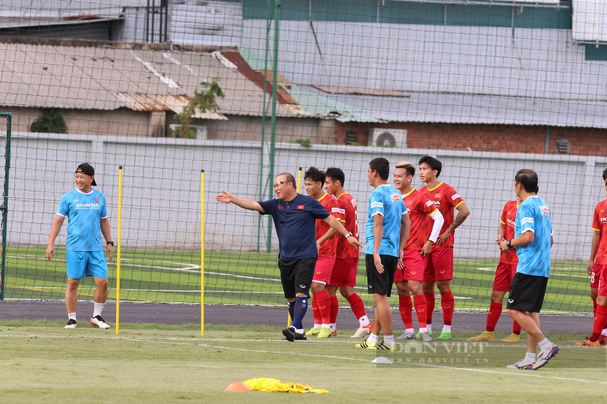 Quang Hải chưa hết mệt mỏi khi hội quân cùng đội tuyển - Ảnh 2.