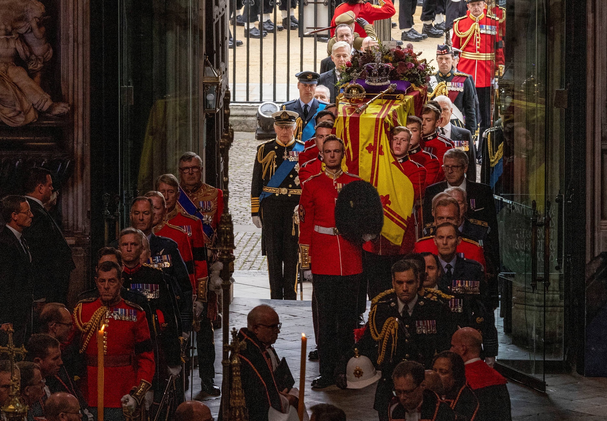 Những hình ảnh đáng nhớ trong lễ tang Nữ hoàng Elizabeth II - Ảnh 2.