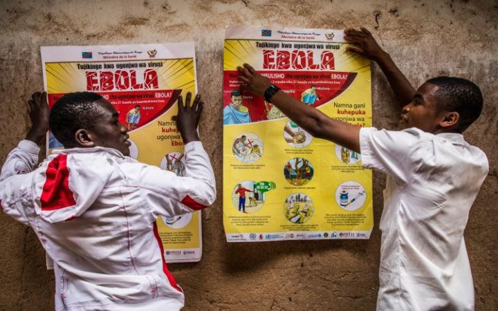 Dịch Ebola bùng phát ở Uganda dấy lên sợ hãi