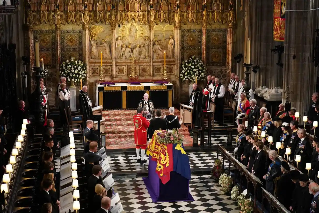 Những hình ảnh đáng nhớ trong lễ tang Nữ hoàng Elizabeth II - Ảnh 22.