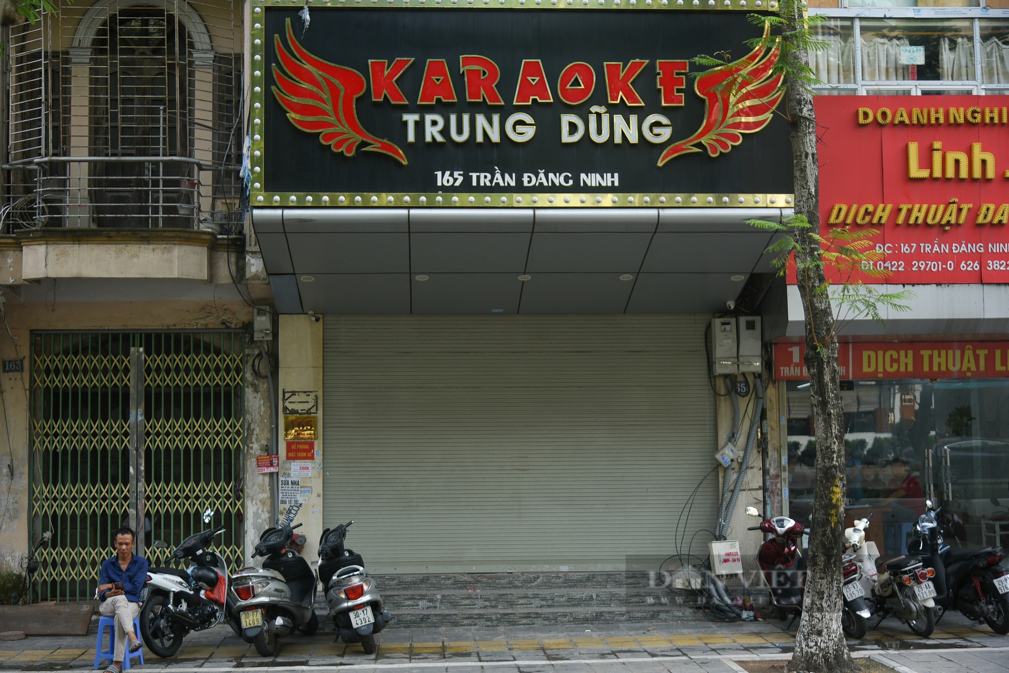 Sau hàng loạt vụ cháy, nhiều quán karaoke ở Hà Nội rơi vào tình trạng ế khách - Ảnh 9.