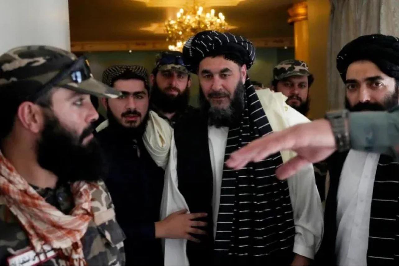Hoán đổi tù binh Mỹ-Taliban: Mark Frerichs và Bashir Noorzai là ai? - Ảnh 2.