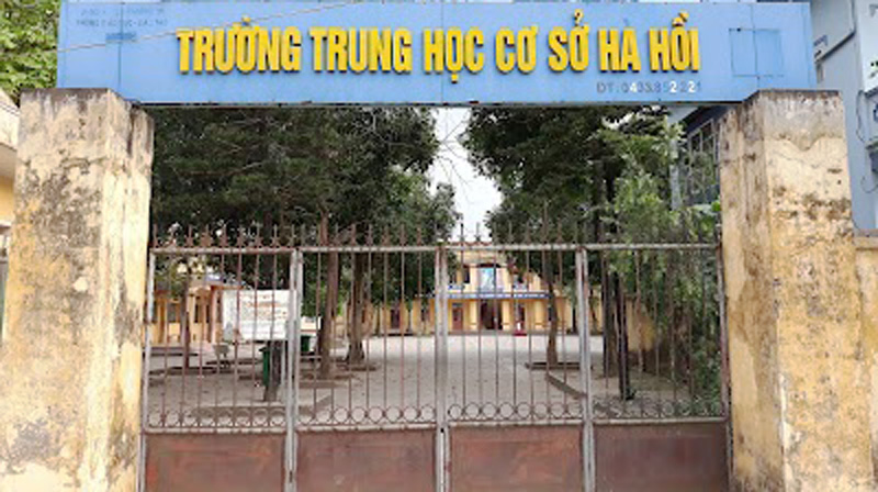 Hà Nội: Xác minh, xử lý việc học sinh lớp 9 đánh bạn chấn thương sọ não - Ảnh 1.