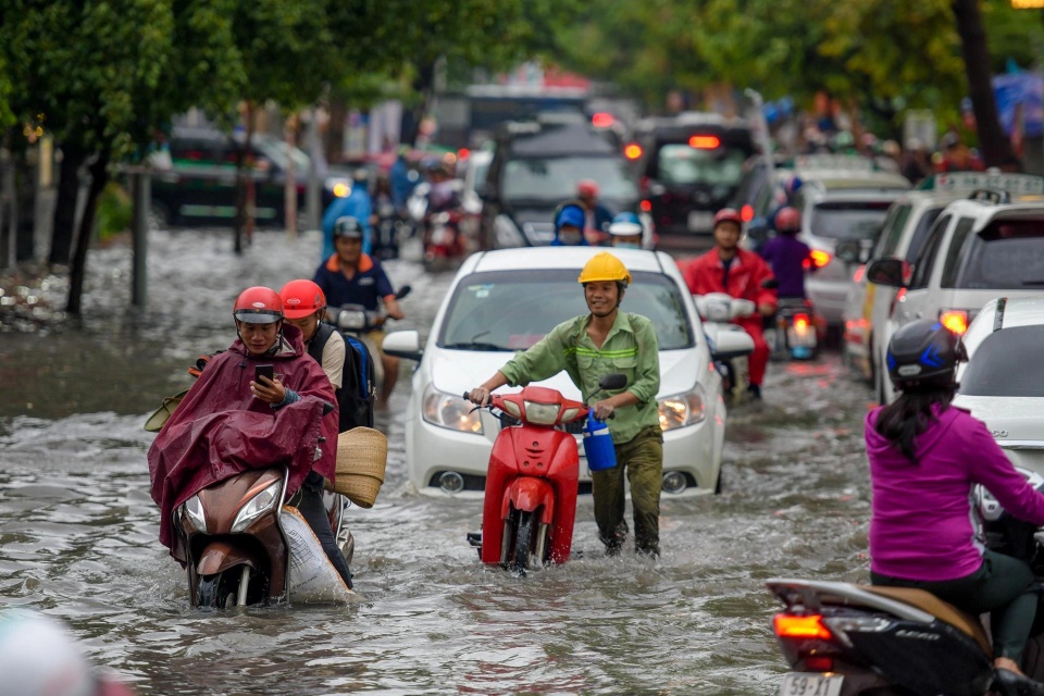 TP.HCM thuộc nhóm thành phố chìm nhanh nhất thế giới - Ảnh 1.