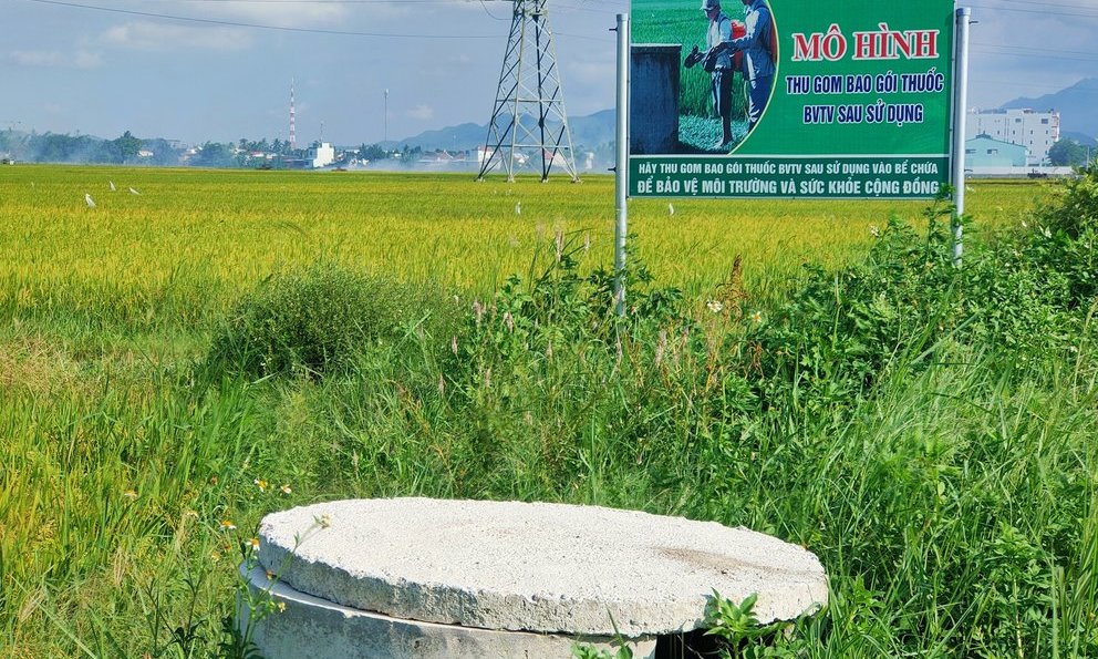 Khánh Hòa: Lắp đặt 810 bể chứa bao gói thuốc bảo vệ thực vật - Ảnh 1. Khánh Hòa: Lắp đặt 810 bể chứa bao gói thuốc bảo vệ thực vật - Ảnh 1.