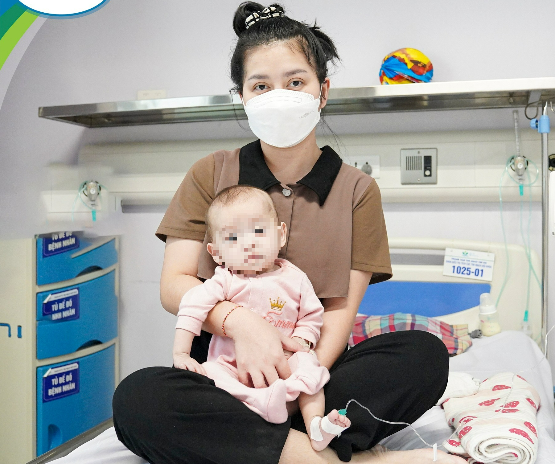 2 cuộc phẫu thuật cam go cứu sống bệnh nhi người Lào bị hẹp khí quản lại vừa mổ tim bẩm sinh  - Ảnh 2.