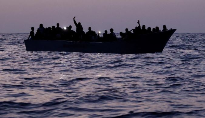 Thuyền chở người di cư chìm ở Syria khiến hàng chục người thiệt mạng - Ảnh 1.
